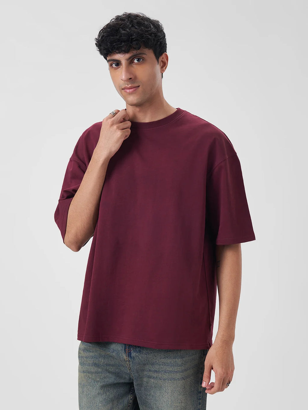 SOLIDS Men's Oversized T Shirt Berry Maroon - ZAVE