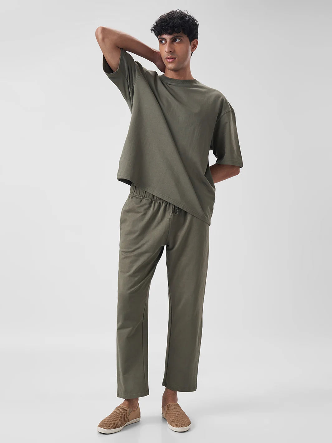 SOLIDS Men's Oversized T Shirt Dusty Olive - ZAVE