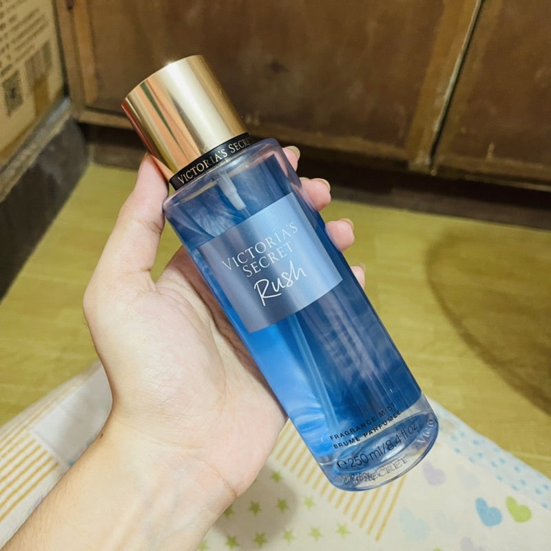 Victoria's Secret Rush Fragrance Mist