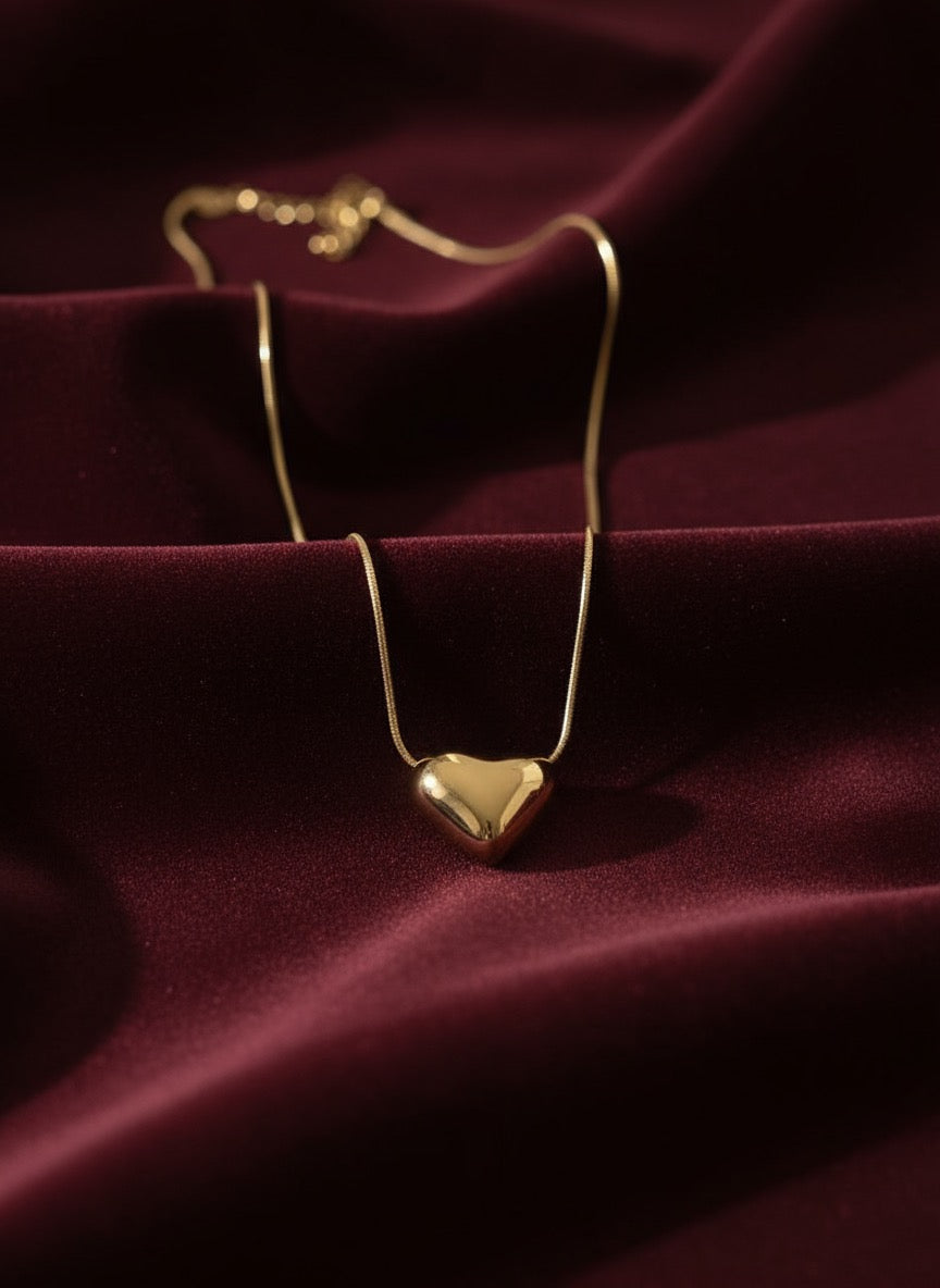 Zave Anti-Tarnish Golden Heart Necklace