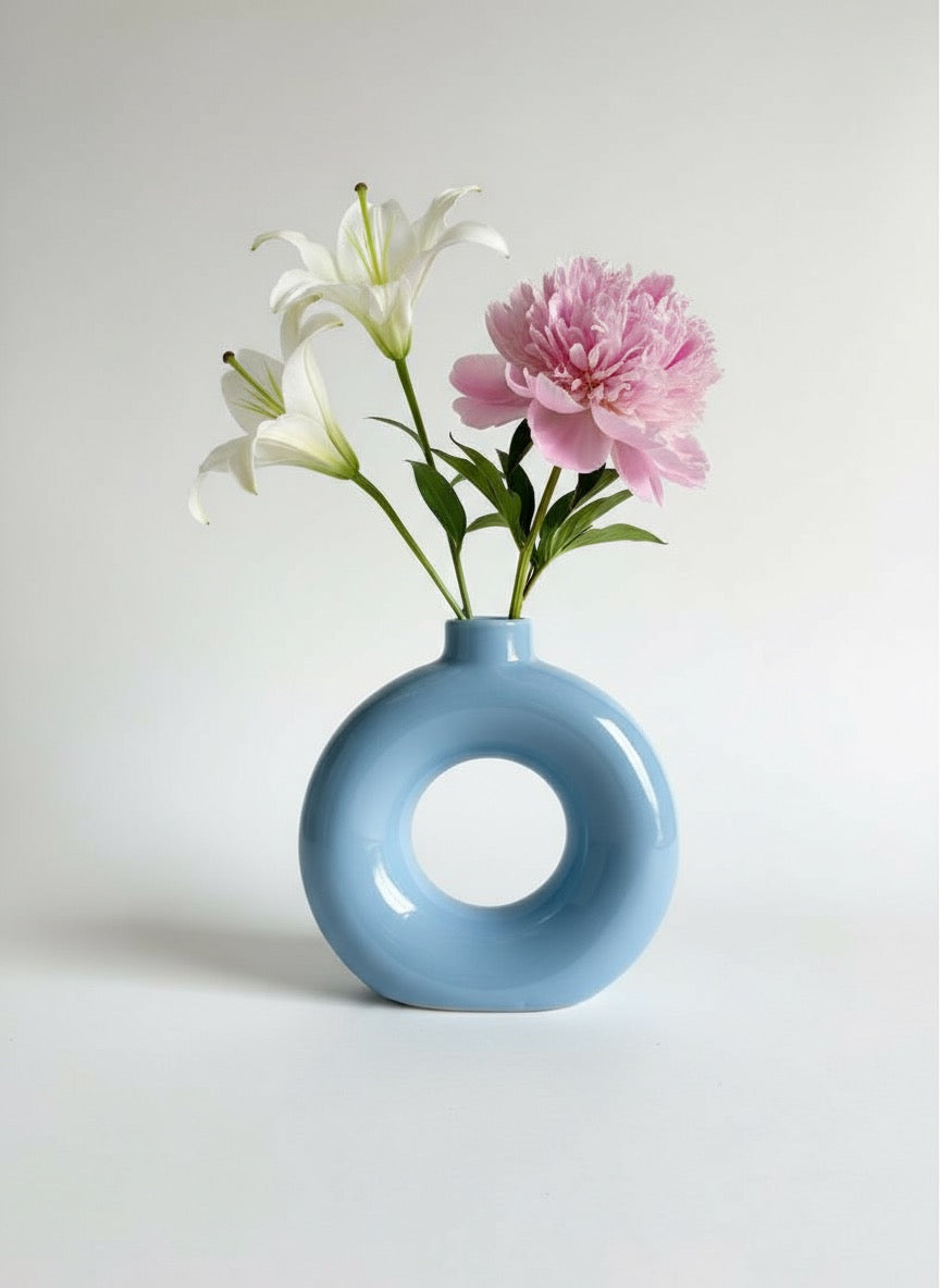 Zave Modern Ceramic Donut Vase / Sky Blue Ring Vase