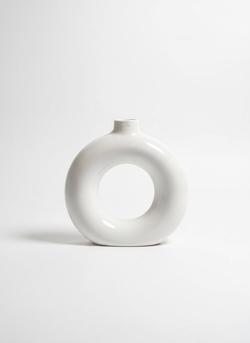 Zave Modern Ceramic Donut Vase / White Ring Vase