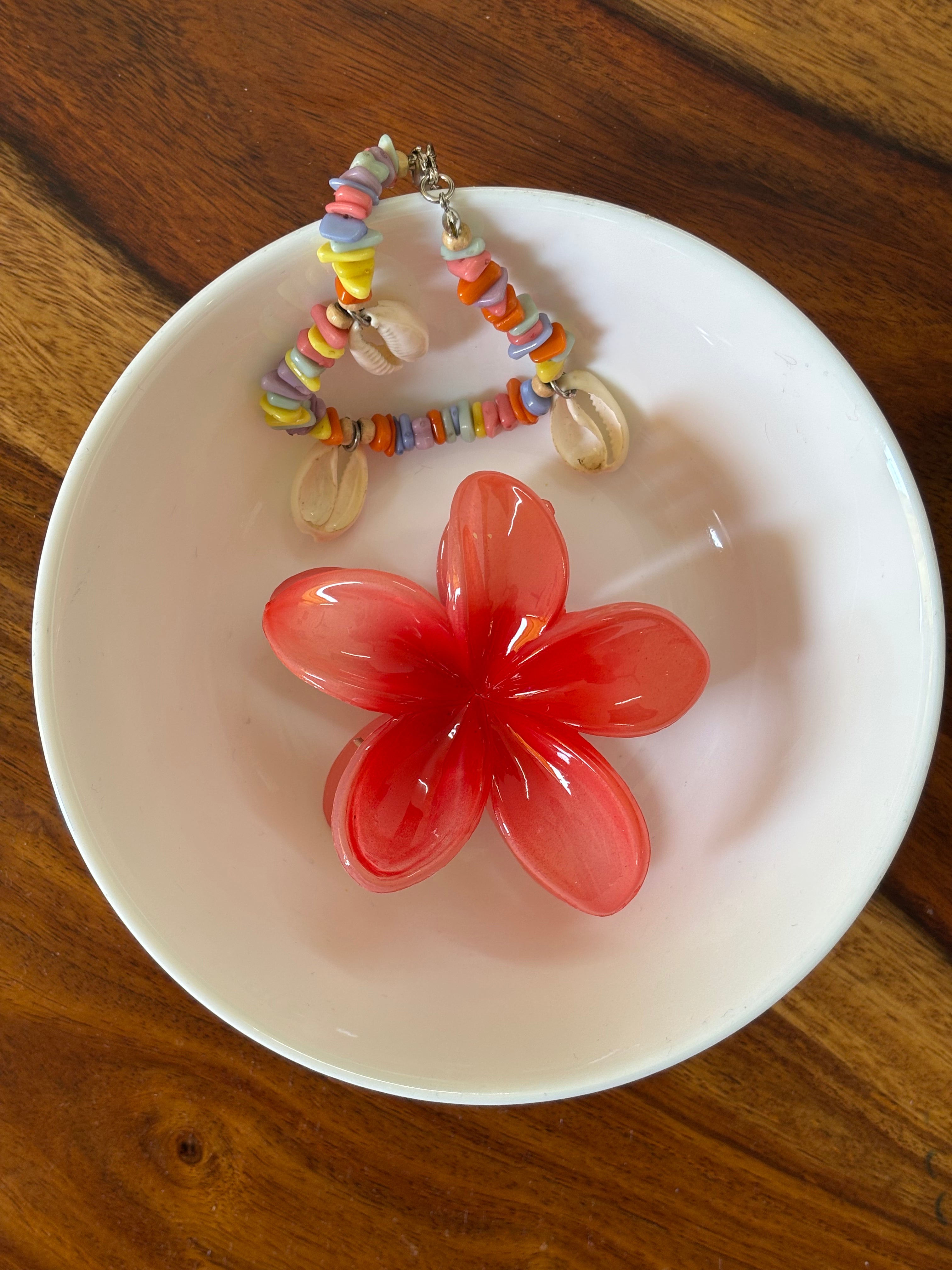 Zave Azure Red Plumeria Hair Claw