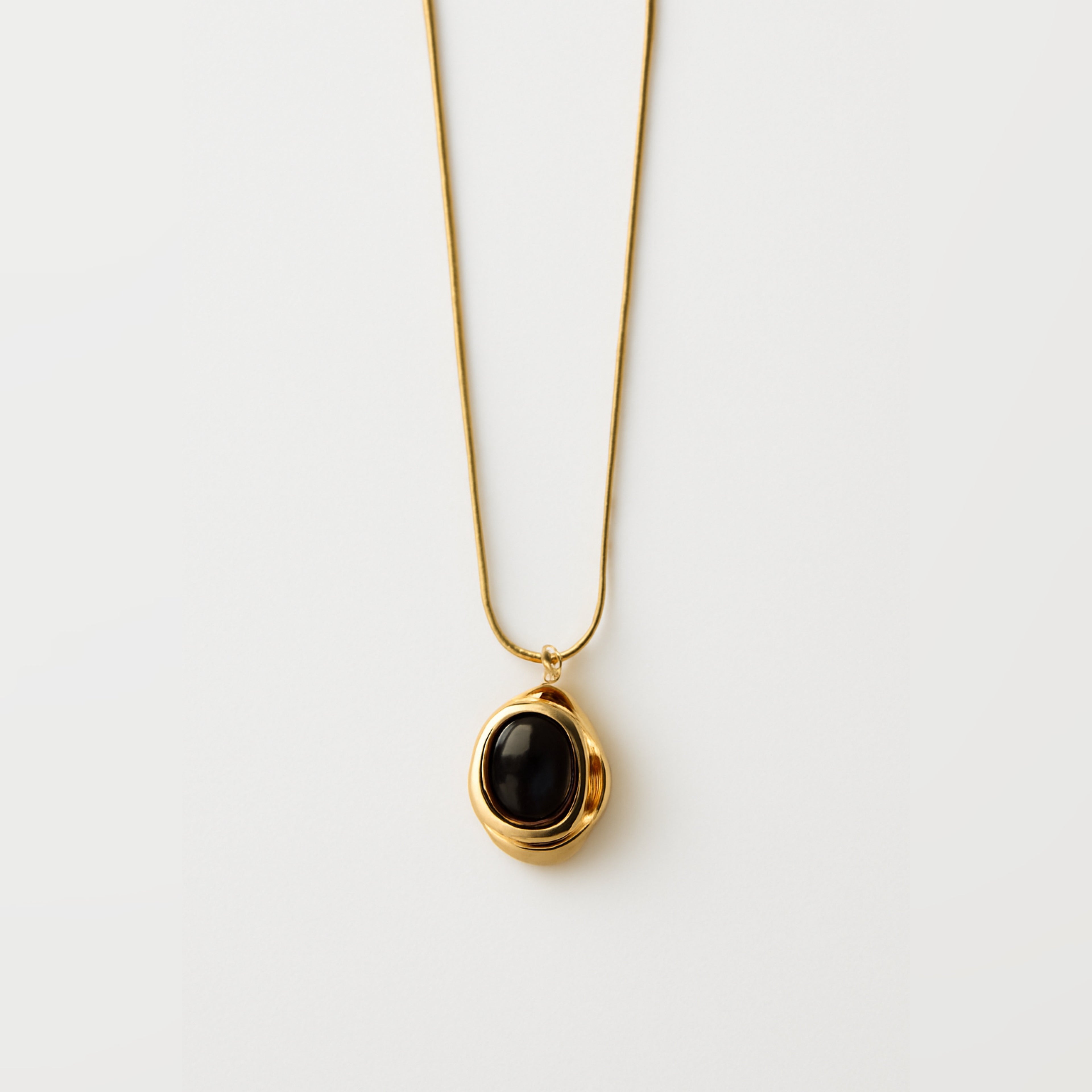 Zave Abstract Black Stone Necklace