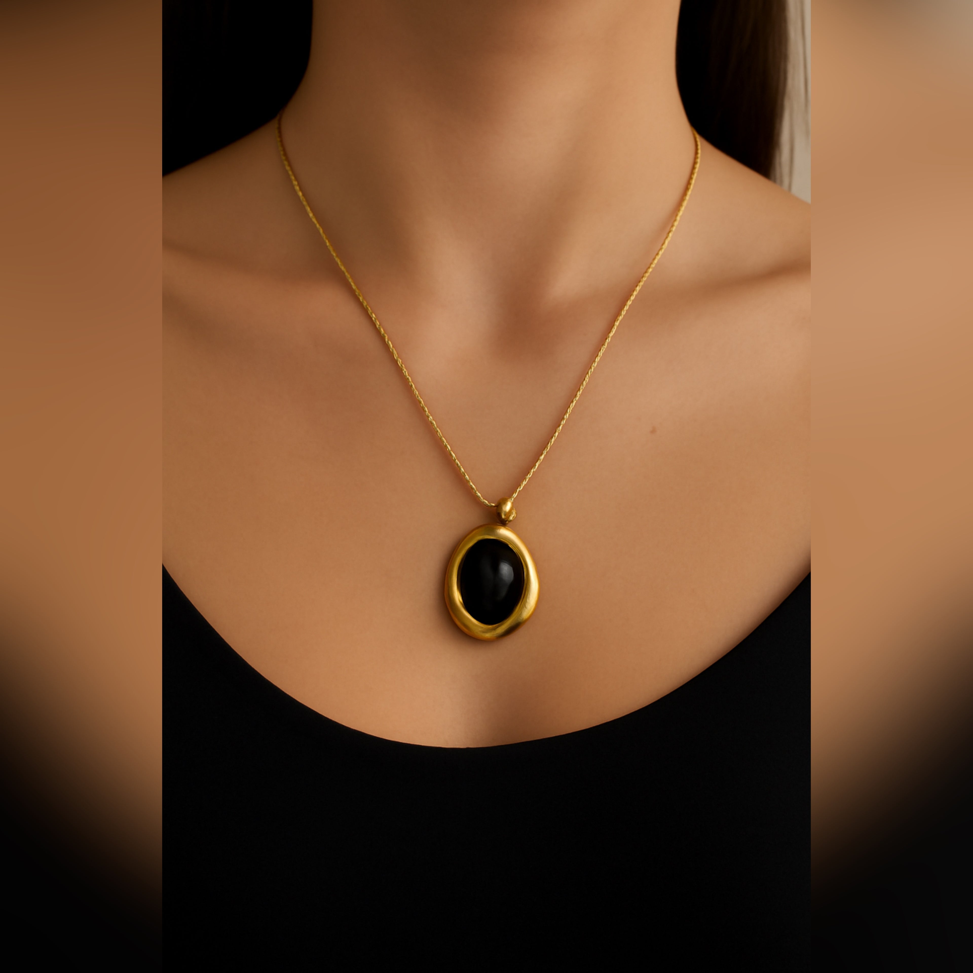 Zave Abstract Black Stone Necklace
