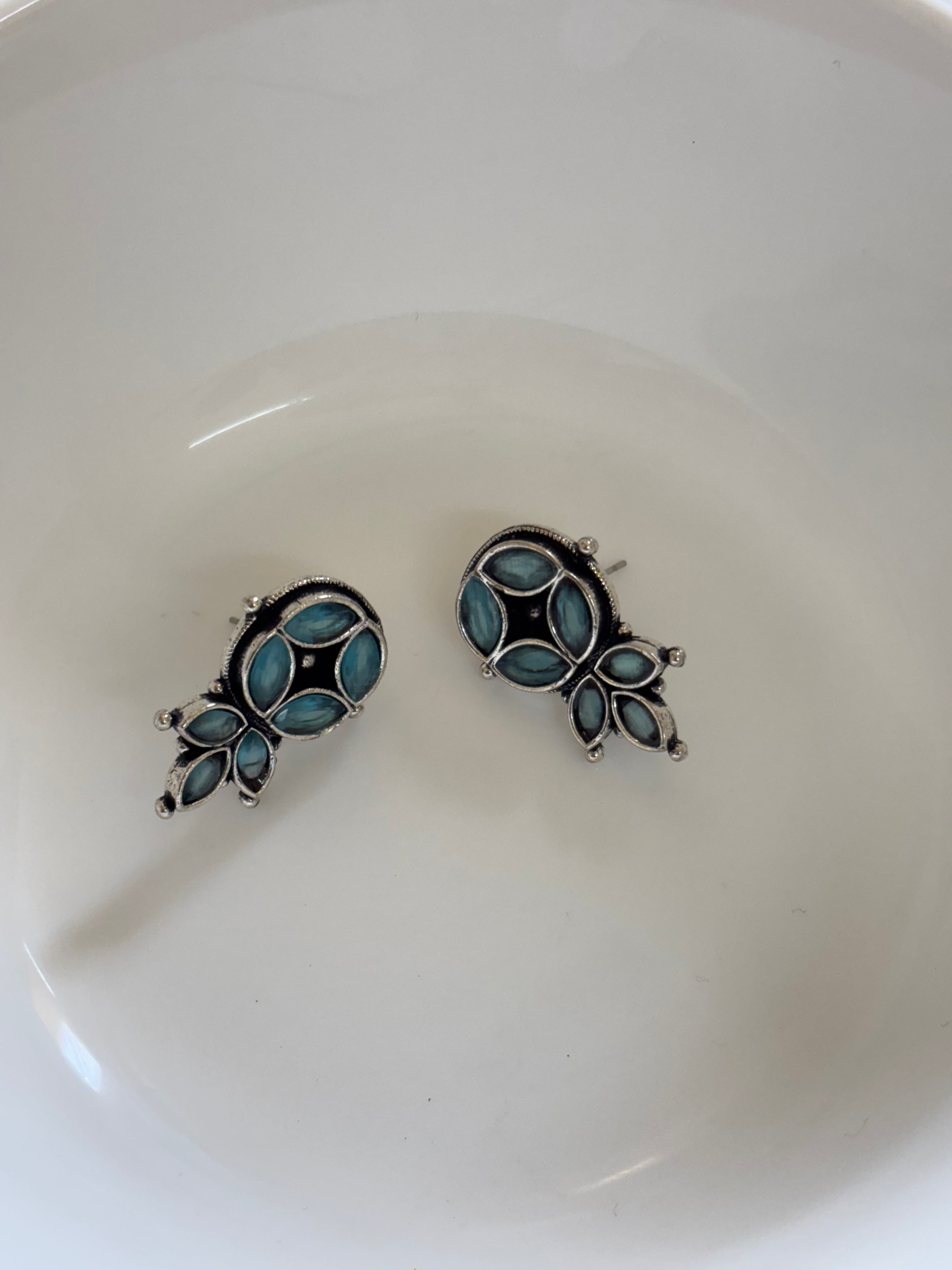 Zave Oxidized Anti-Tarnish Blue Stone Stud Earrings