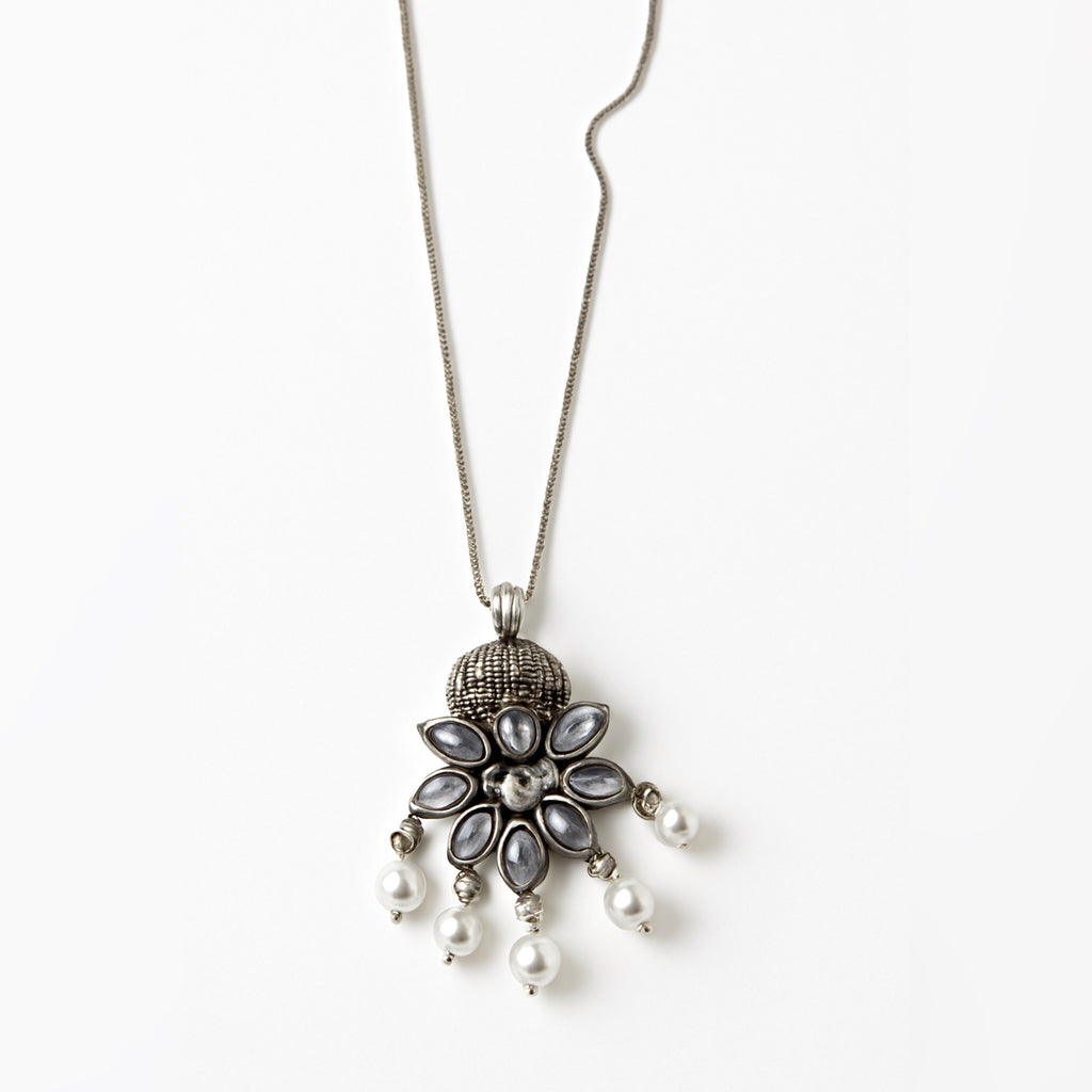 Zave Oxidized Anti-Tarnish Floral Pendant Necklace