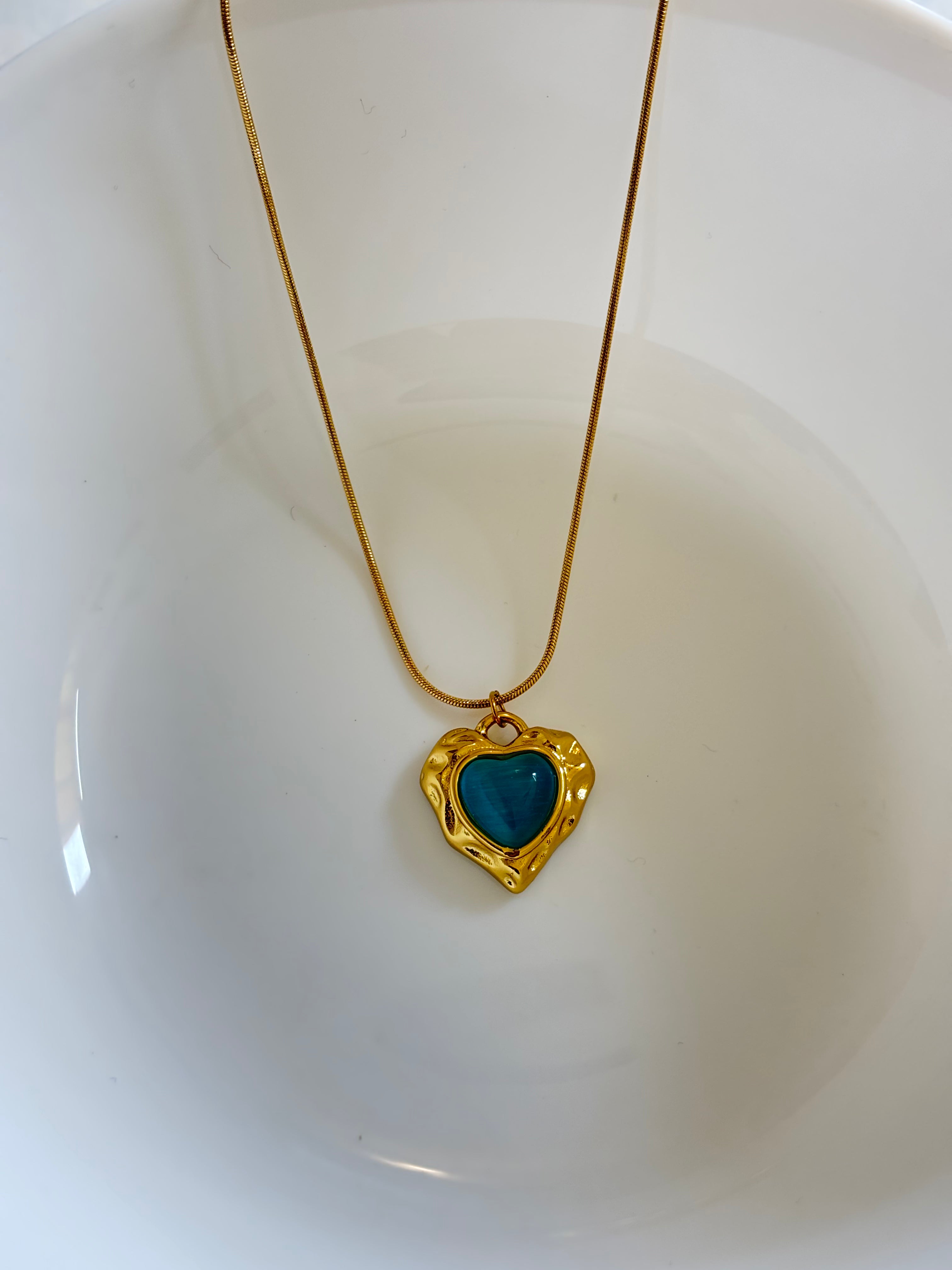 Zave Gold and Blue Heart Pendant Necklace