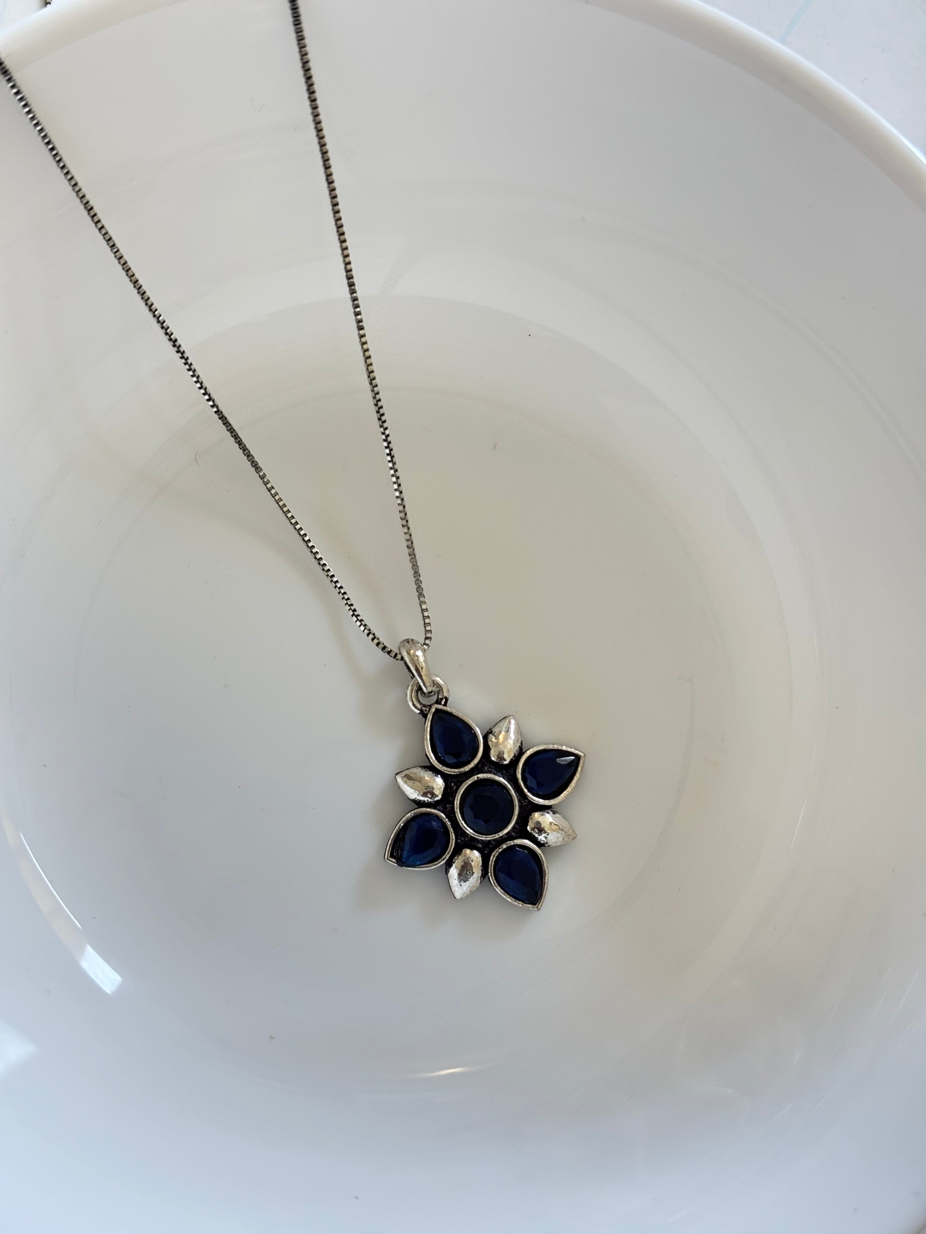 Zave Oxidized Blue Stone Pendant Necklace