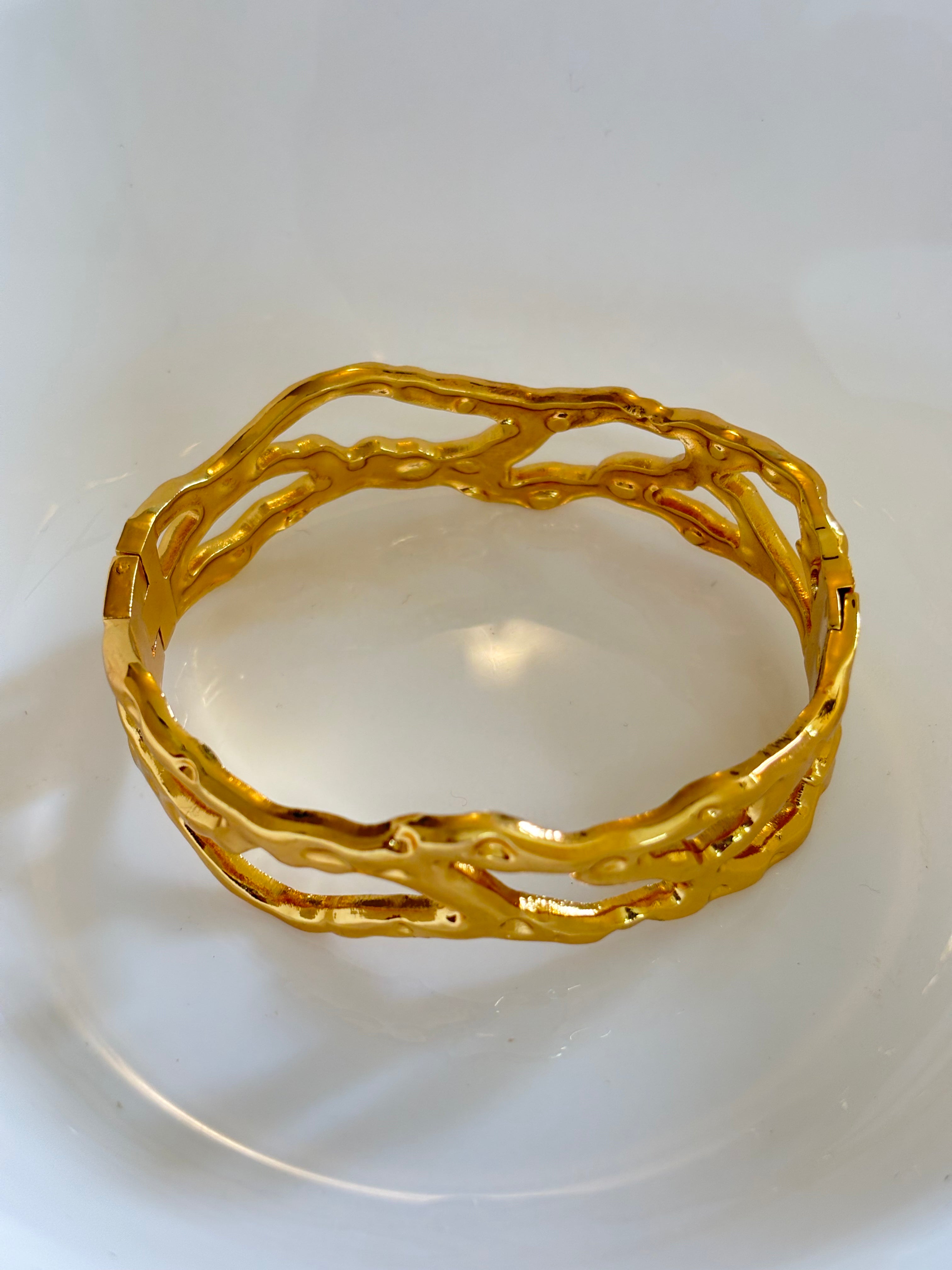 Zave Organic Statement Bangle