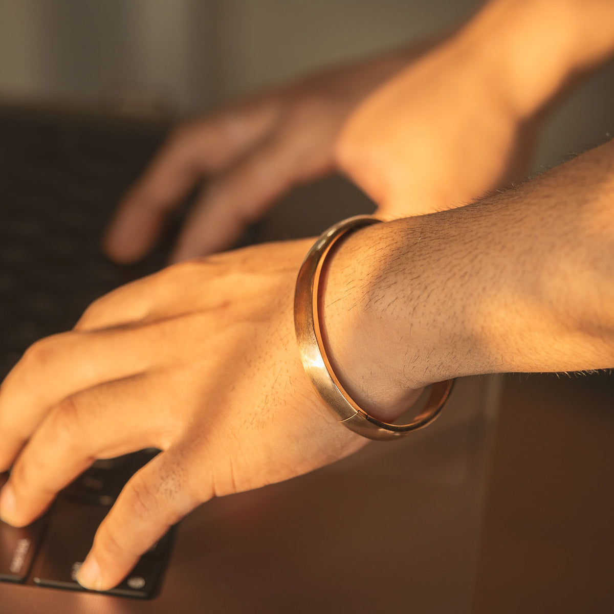 ZAVE RoseCurve Minimal Cuff Bracelet