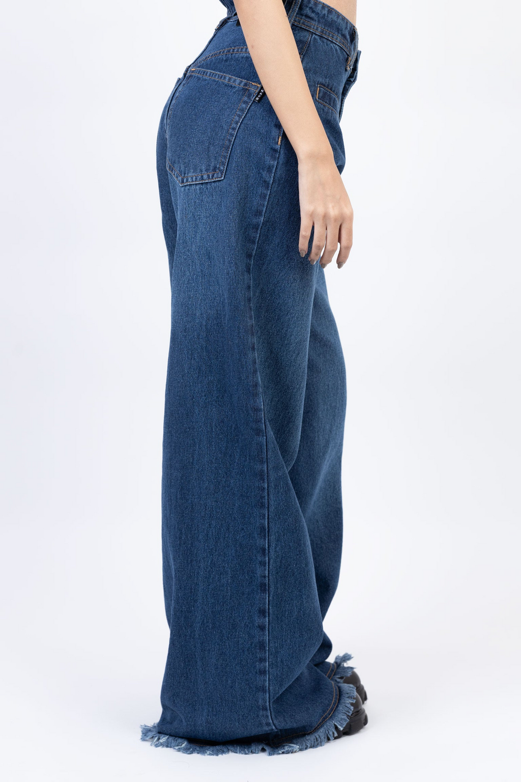HAYD - Front Pocket Wide Jeans