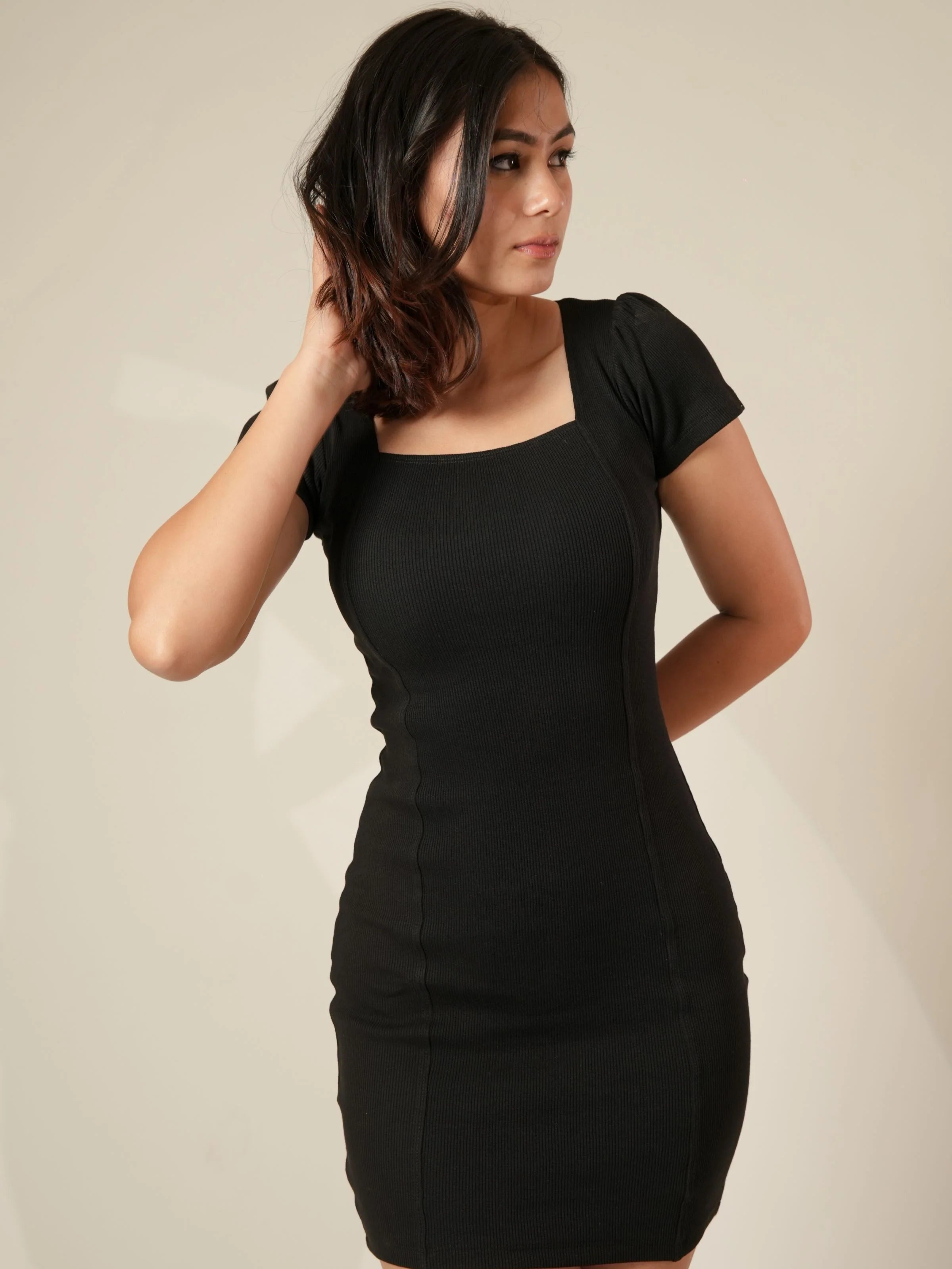 Burger Bae - Veronica Dress (Women Bodycon Square Neck Dress) : Black For Women