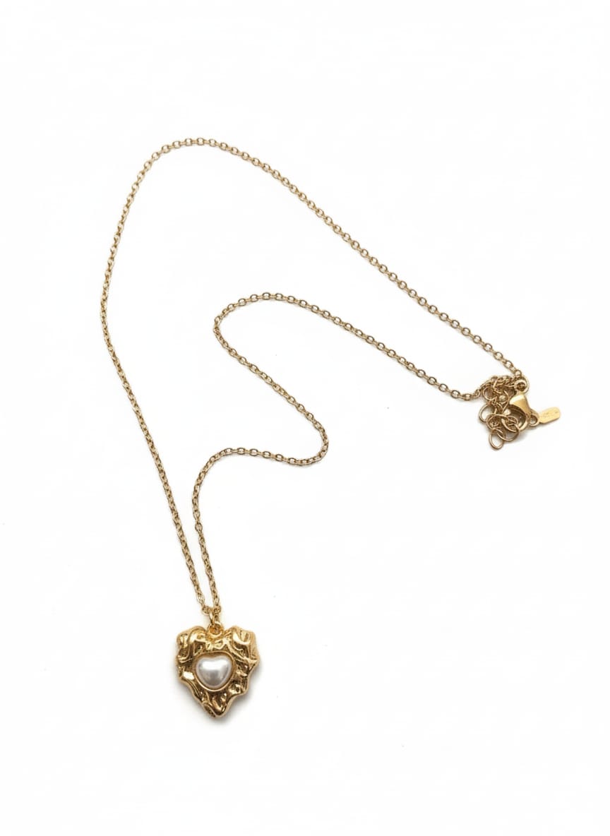 Zave Golden Pearl Heart Necklace