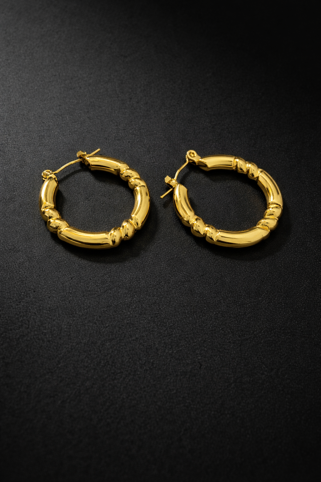 ZAVE Sculpted Chunky Hoop Earrings